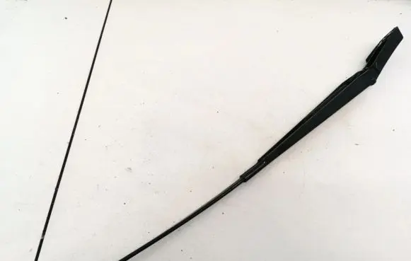 Opel Zafira A Front wiper blade arm 90582557
