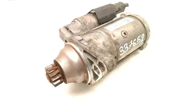 Skoda Octavia Mk2 (1Z) Starter motor 02Z911024L