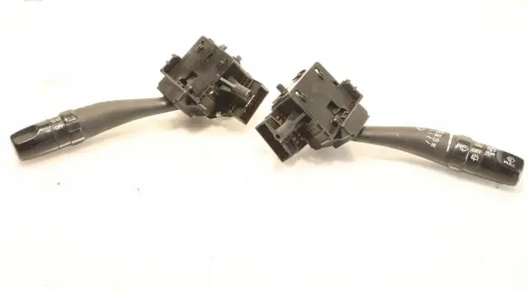 KIA Carens II Light switch