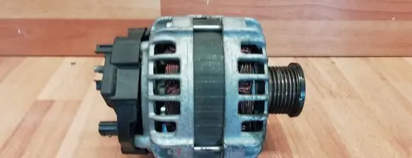 Renault Espace V (RFC) Generator/alternator 231004BE0B F000BL0814 14V80150A