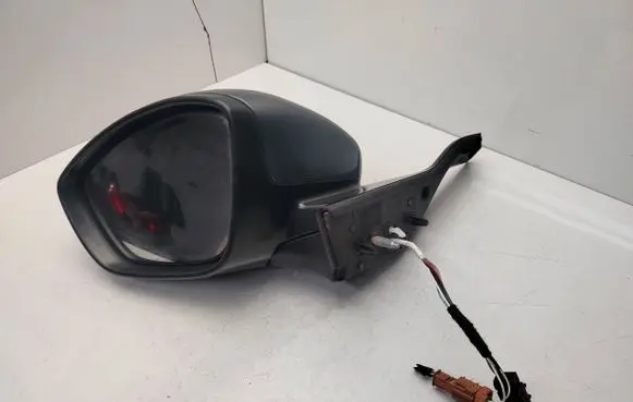 Peugeot 208 I Front door electric wing mirror