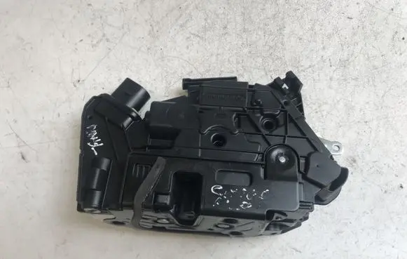 Skoda Citigo Front door lock 1S2837015B