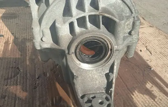Jeep Grand Cherokee Rear differential P68184735AA