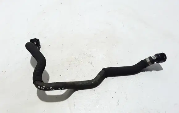 BMW 5 F10 F11 Engine coolant pipe/hose 8511747