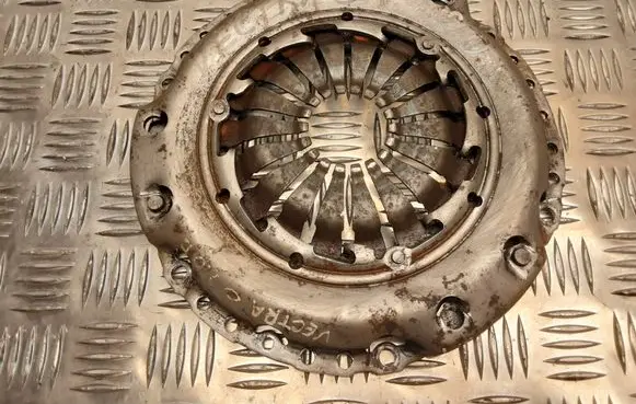 Opel Astra H Pressure plate 