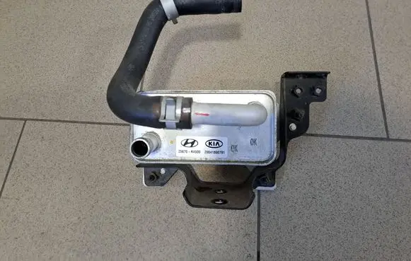 A/C cooling radiator (condenser)