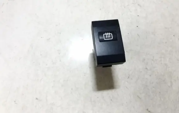 KIA Sorento Windscreen/window heater switch 864w030001