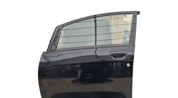 Peugeot iOn Front door