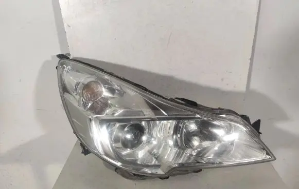 Subaru Outback Headlight/headlamp