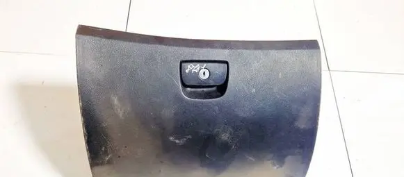 Hyundai Sonata Glove box