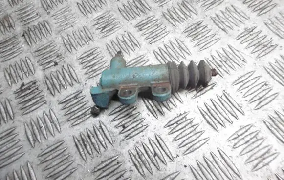 Toyota Yaris Clutch release bearing slave cylinder 