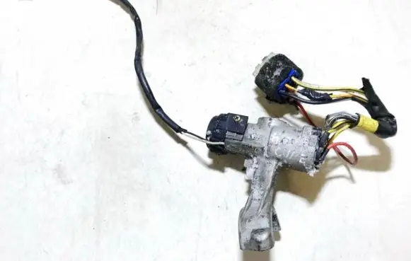 Hyundai Coupe Ignition lock contact 