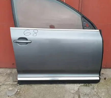 Porsche Cayenne (9PA) Front door