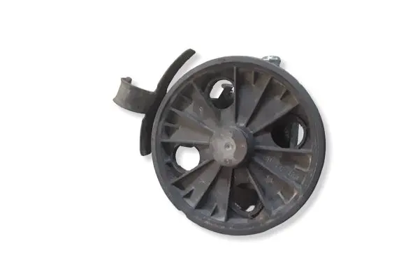 Volvo XC90 Power steering pump 