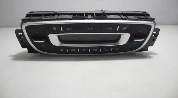 Renault Fluence Interior fan control switch 