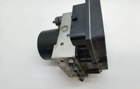 Volkswagen Polo V 6R ABS Pump 6R0907379AK