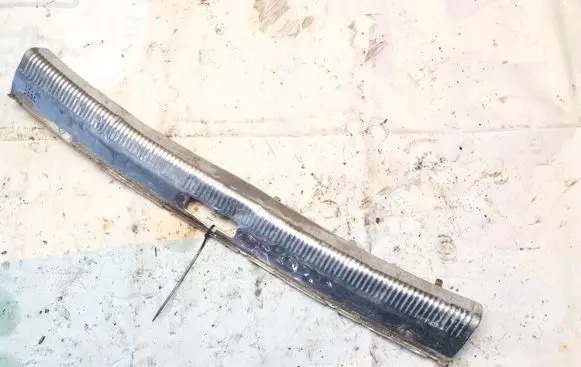 Volkswagen PASSAT B5.5 Other trunk/boot trim element