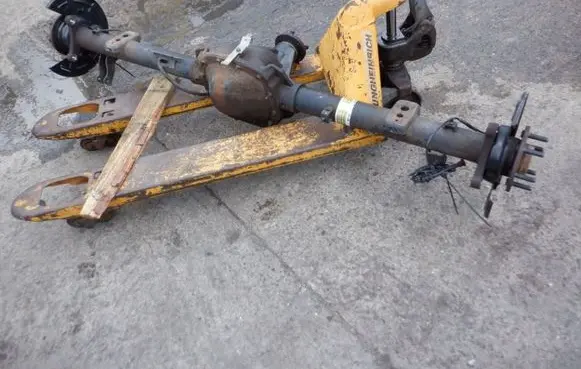 Rear axle beam