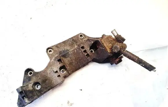 Volkswagen Golf IV Engine mounting bracket r046903143c