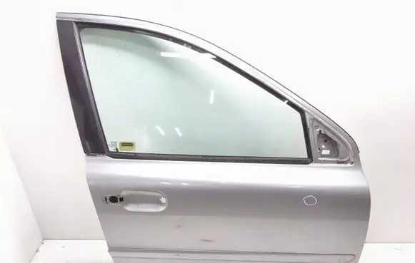 Volvo XC90 Front door