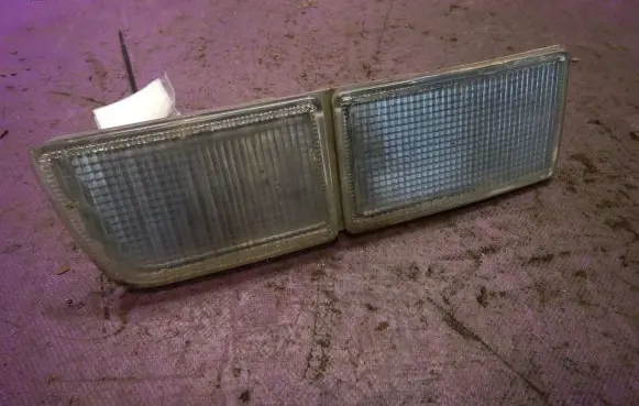 Volkswagen Golf IV Manufacturer badge logo/emblem 084411609LF