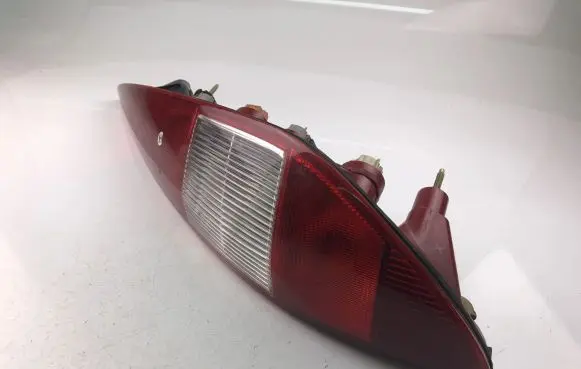 Ford Mondeo Mk III Tailgate rear/tail lights TK6699