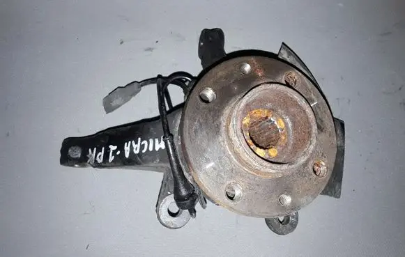 Nissan Micra K14 Front wheel hub 400155FA0A