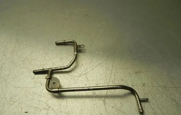Volkswagen Tiguan Fuel line pipe 03L201360G VD10108