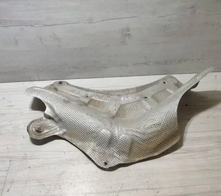 Dacia Duster II Exhaust heat shield 747816741R