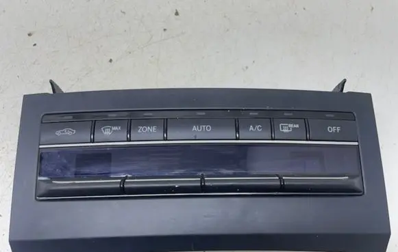 Mercedes-Benz E C207 W207 Climate control unit A2129009109