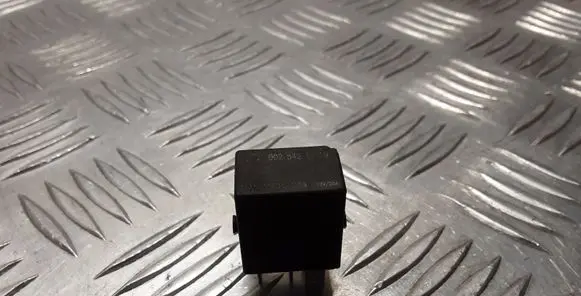 Mercedes-Benz ML W163 Other relay 0025421119