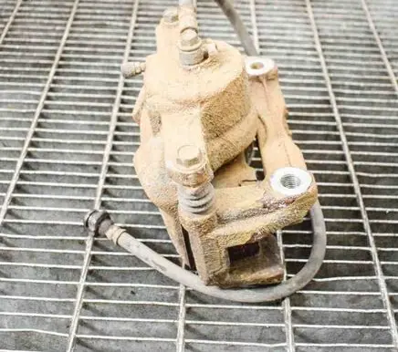Nissan Qashqai Front brake caliper