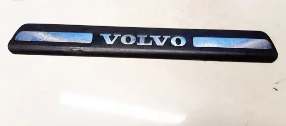 Volvo S80 Rear sill trim cover 8659961