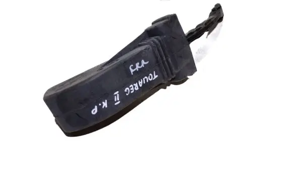 Front door check strap stopper