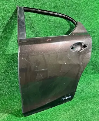 Lexus CT 200H Rear door 6700476010