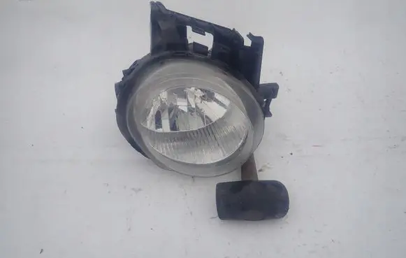 Nissan Juke I F15 Headlight/headlamp