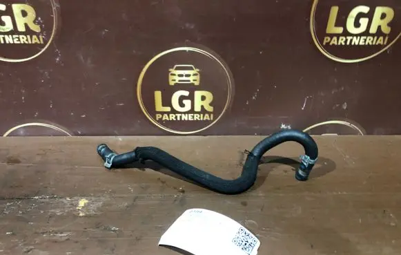 Mercedes-Benz C W204 Engine coolant pipe/hose A6512000158