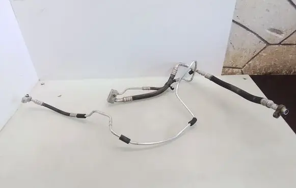 Opel Zafira B Air conditioning (A/C) pipe/hose