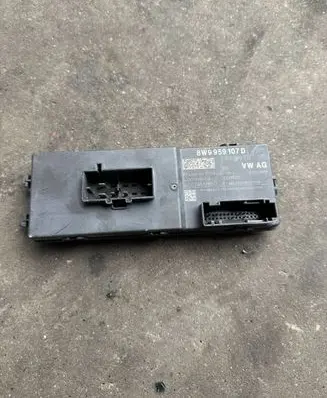 Audi A4 S4 B9 Tailgate/trunk control unit/module 8W9959107D