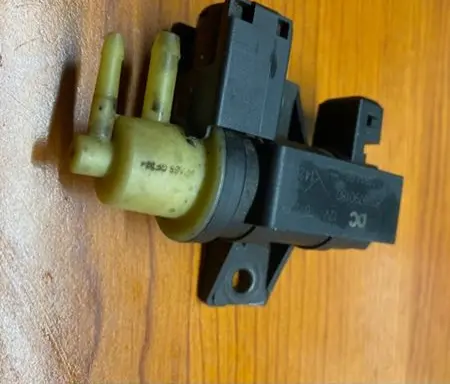 Nissan Qashqai Vacuum valve 8200790180