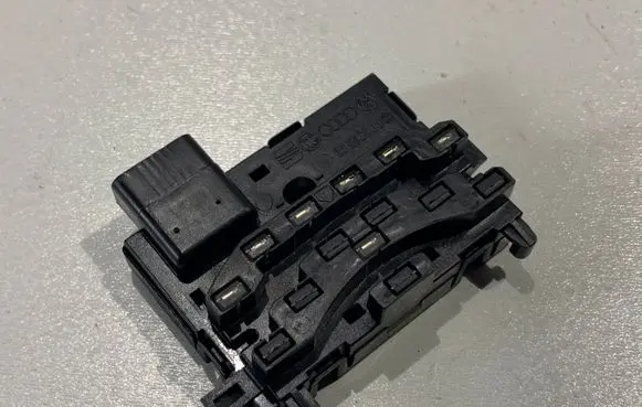 Volkswagen Golf Plus Steering angle sensor 1K0959654