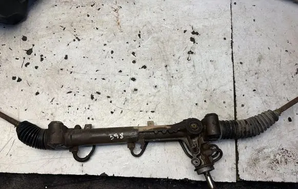 Opel Zafira A Steering rack