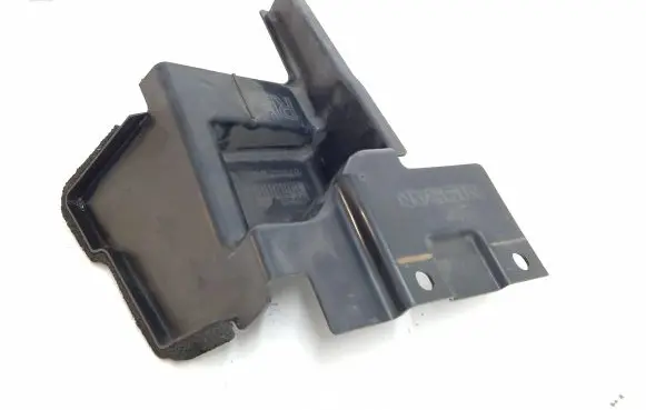 Nissan Qashqai Other engine bay part 62822BB50A