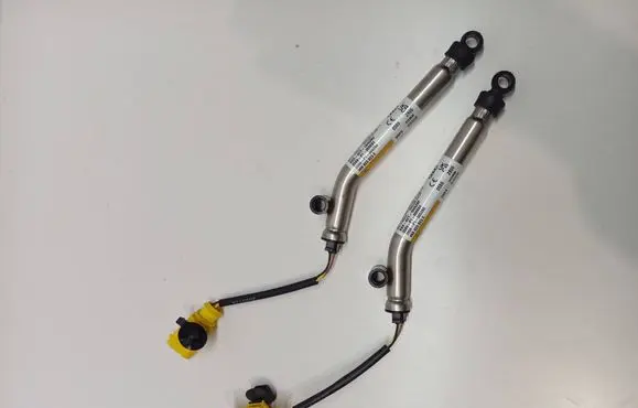 Audi A7 S7 4K8 Bonnet Pedestrian Airbag Actuator 0589P1000684 4K8823823E