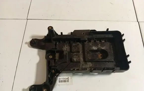 Seat Toledo III (5P) Battery box tray 1K0915333C