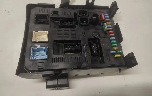 Peugeot 607 Comfort/convenience module 9660105680