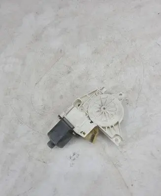 Mercedes-Benz ML W164 Rear door window regulator motor A2518200108 996150200