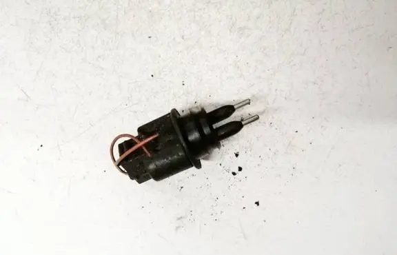 Volkswagen PASSAT B5 Sensor 1j0973202