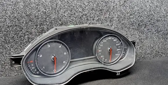 Audi A7 S7 4G Speedometer (instrument cluster) 4G8920932D