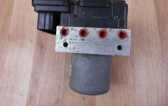 Hyundai i30 ABS Pump 58900S0000 6158943100 S058920500